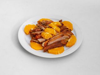 83. Pato con naranja