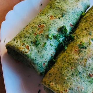 Млинці з шпинатом, шинкою та сиром (200 гр.)