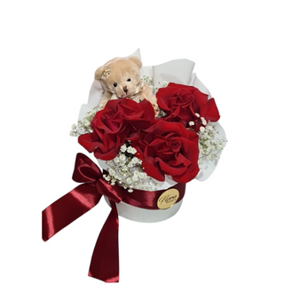 Medo sa crvenim ruzama