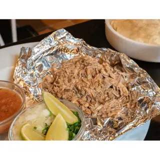 Plato de carnitas