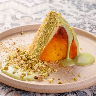 Чизкейк Сан-Себастьян с фисташковым кремом / Cheescake San Sebastian
