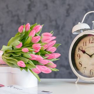 Buchet din 17 lalele roz