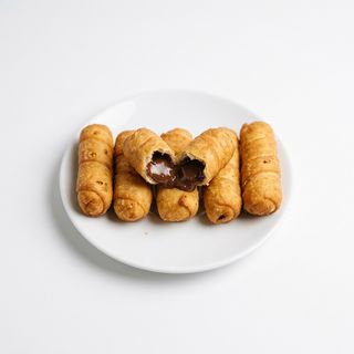 Tequeños Con Chocolate (6 Uds.)y Tequeños con queso