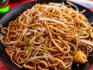 Menú Tallarines Artesanales con verduras