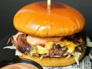 Slow beef burger