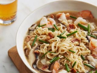 Суп рамен с креветками