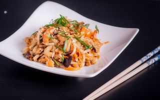 Харусаме з морепродуктами (300г)