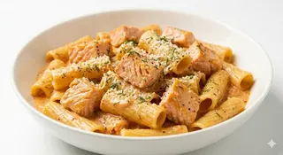 Rigatoni Con Salmón