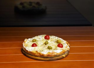 Pizza sendvič sa pršutom