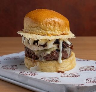 Quesona Burger