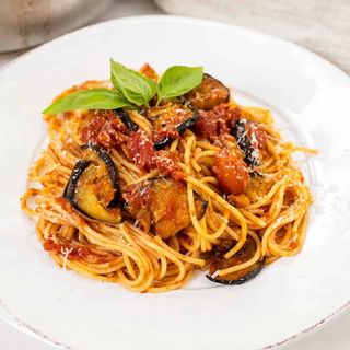 Spaghetti Alla Norma V