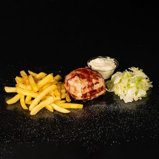 Rolovana i punjena vešalica