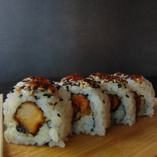 Uramaki Karaage (8 Uds.)