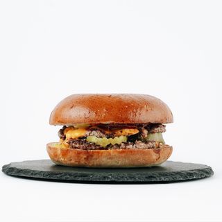 BURGER LIMITOWANY SMASH