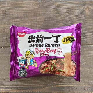 Nissin Demae ljuti ramen od govedine, 100 g