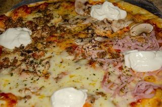 Pizza Quattro Stagioni 