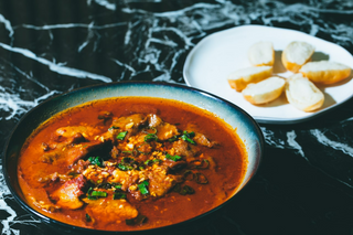 Vruće kuvana junetina/Hot boiled beef