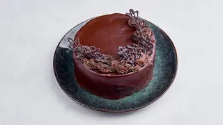 Tort kremowo - czekoladowy 1.1 kg