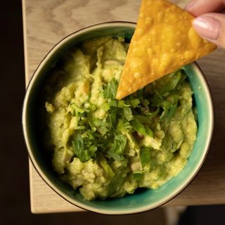 Guacamole casero con topopos 