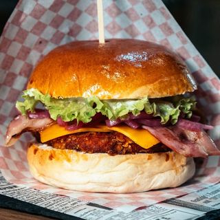 CRISPY CHICKEN BURGER º