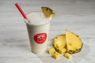 Pineapple Smoothie 22 OZ