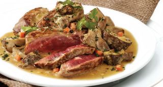 Tagliata di manzo al funghi porcini