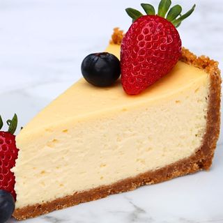 Cheesecake cu Fructe de Padure 200g