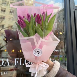 Buchet cu 7 lalele mov 