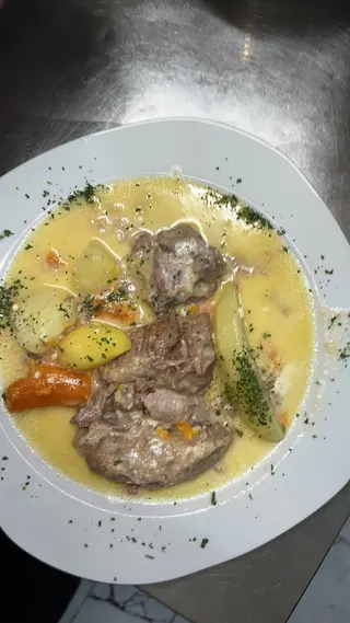 Teleći mišići u kajmaku