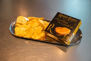 Mejillones franco con papas fritas