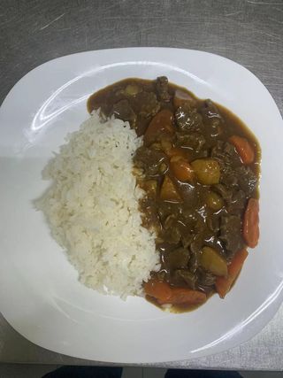 95. Beef curry rice