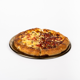 PIZZA MIXTA CU VITA SI PUI