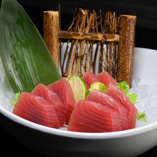 60. Sashimi Maguro - 4 pz