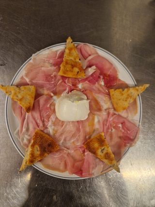 Bufala e crudo