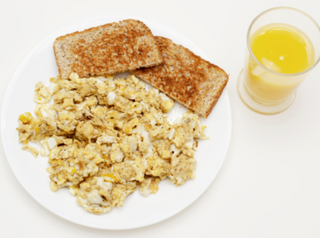 Zumo Natural Naranja + Tostada Especial