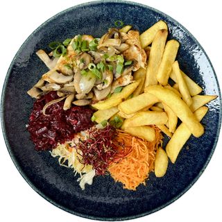 Grillowany filet z kurczaka z pieczarkami