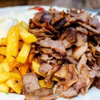 Plato Combinado Con Patata