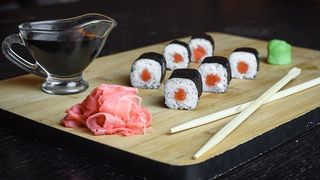 Sake Maki Roll