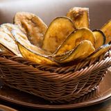 Tapa De Chips De Berenjenas Con Miel