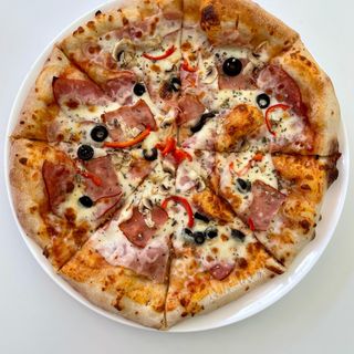 Pizza Capriciosa