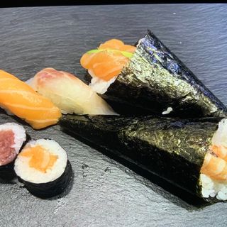 Sushi temaki