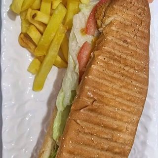 BOCADILLO DE POLLO 