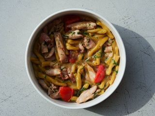 Казерече з куркою і беконом (300g)