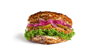 Bułka francuska z szarpaną wierzowiną