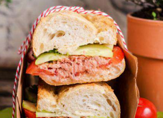 Tonno pomodoro e mozzarella