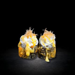 160. Maki De Salmó Fregit Amb Philadelphia salsa de mango I kataifi (8 Uds.)