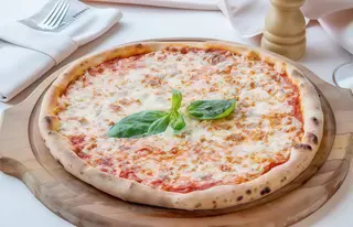 Pizza Margarita (30 Cm.)