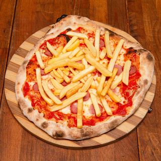Pizza wurstel e patatine