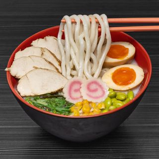 613. Caldo De Miso con Panceta