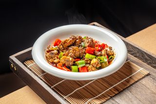 52. Pollo brasato con peperoni pollo piccante